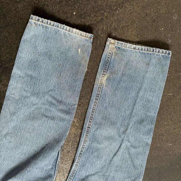 Levi’s 505 Distressed Light Wash Jeans Size 34x30 Regular Fit 100% Cotton - Picture 16 of 16